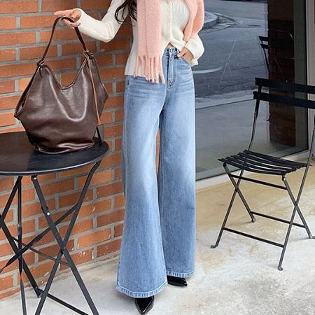An array of Dongdaemum Women’s Pants, embodying the versatility of Korean fashion.