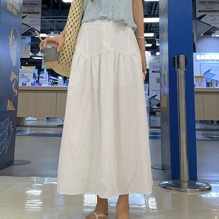 A collection of Dongdaemum Women’s Dresses, encapsulating the charm of Korean fashion.