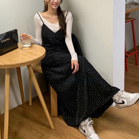 A collection of Dongdaemum Women’s Dresses, encapsulating the charm of Korean fashion.