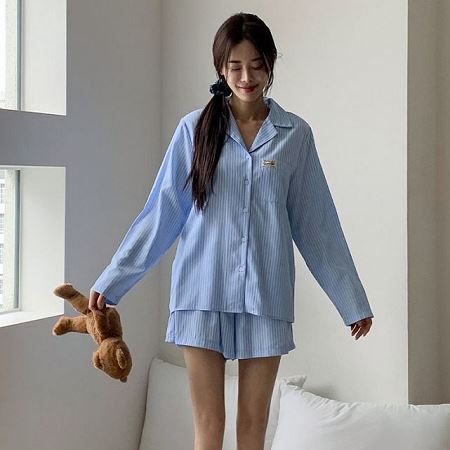 Dongdaemum Women’s One-Pieces, a testament to the elegance and quality of wholesale Korean fashion.