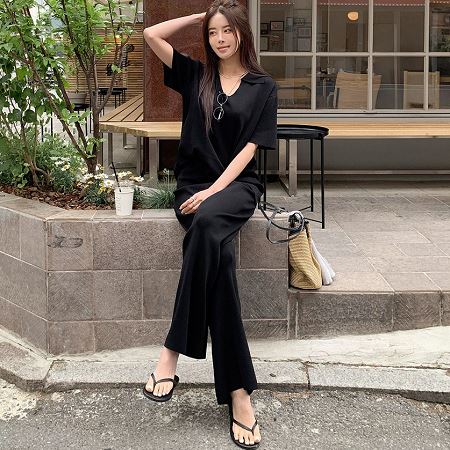 Dongdaemum Women’s One-Pieces, a testament to the elegance and quality of wholesale Korean fashion.