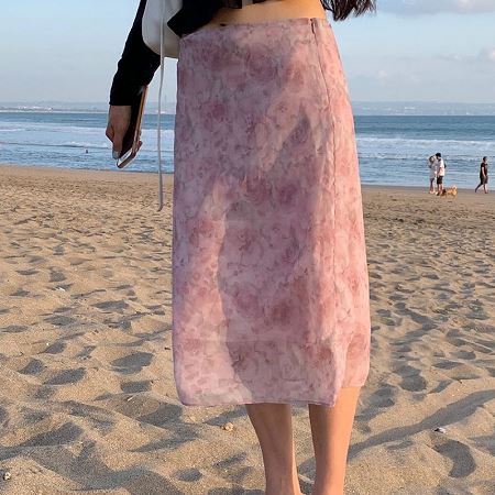 Dongdaemum Women’s Dresses, a testament to the elegance and quality of wholesale Korean fashion.