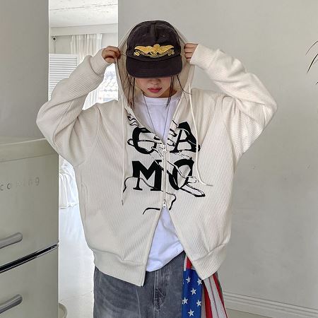 A variety of Dongdaemum Women’s Coats & Jackets, reflecting the sophistication of Korean fashion.