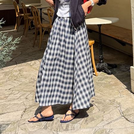 Dongdaemum Women’s Dresses, a testament to the elegance and quality of wholesale Korean fashion.