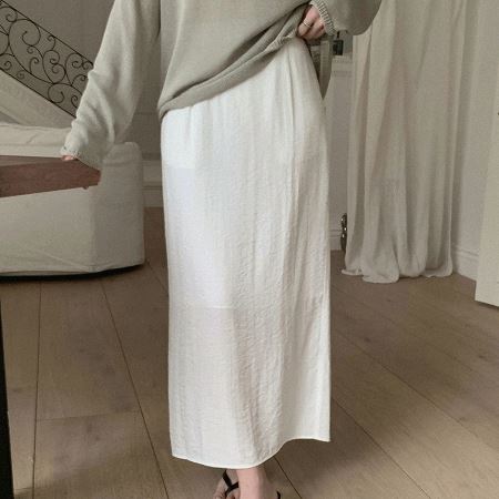 Dongdaemum Women’s Dresses, a testament to the elegance and quality of wholesale Korean fashion.