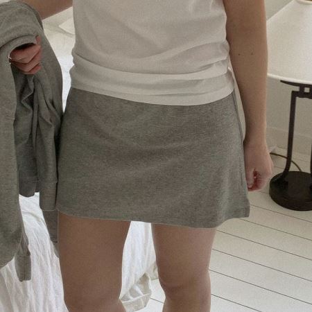 Dongdaemum Women’s Dresses, a testament to the elegance and quality of wholesale Korean fashion.