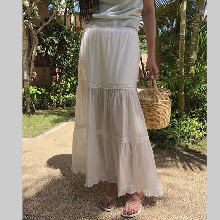 Dongdaemum Women’s Dresses, a testament to the elegance and quality of wholesale Korean fashion.