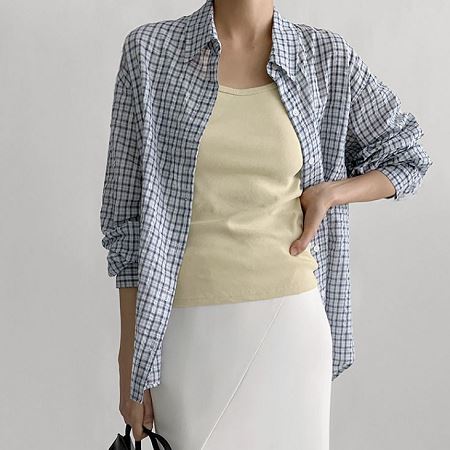 Dongdaemum Women’s Shirts, Tops & T-Shirts, a testament to the elegance and quality of wholesale Korean fashion.