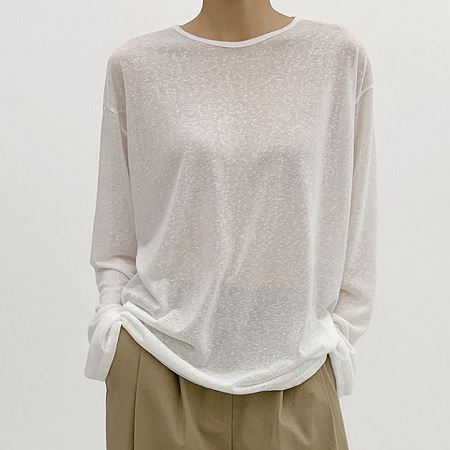 Dongdaemum Women’s Shirts, Tops & T-Shirts, a testament to the elegance and quality of wholesale Korean fashion.