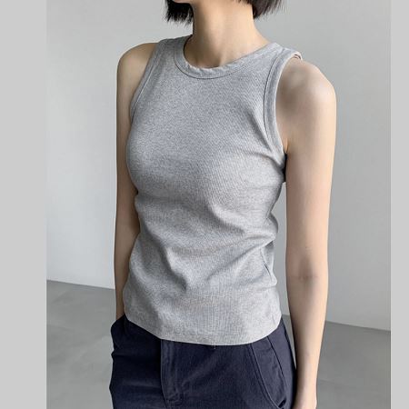 Dongdaemum Women’s Shirts, Tops & T-Shirts, a testament to the elegance and quality of wholesale Korean fashion.