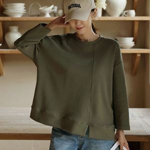 Dongdaemum Women’s Shirts, Tops & T-Shirts, a testament to the elegance and quality of wholesale Korean fashion.