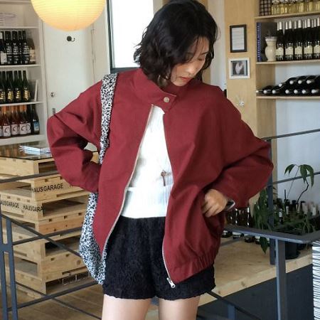 Dongdaemum Women’s Coats & Jackets, a testament to the elegance and quality of wholesale Korean fashion.