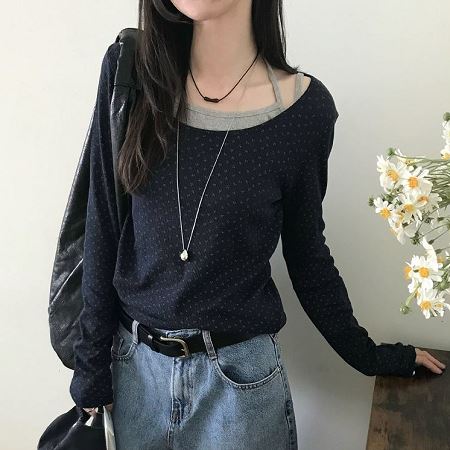 Dongdaemum Women’s Shirts, Tops & T-Shirts, a testament to the elegance and quality of wholesale Korean fashion.