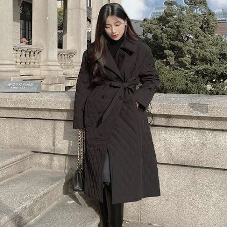 Dongdaemum Women’s Coats & Jackets, a testament to the elegance and quality of wholesale Korean fashion.