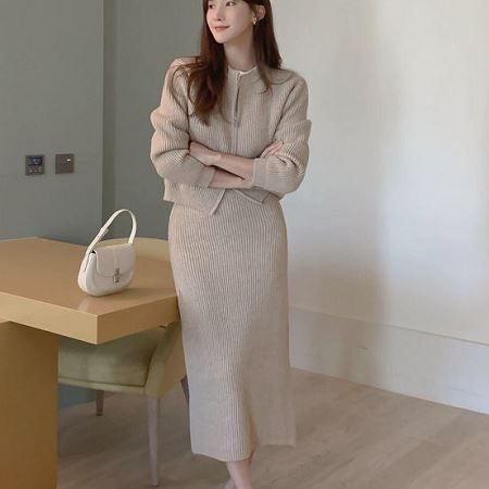 Dongdaemum Women’s One-Pieces, a testament to the elegance and quality of wholesale Korean fashion.