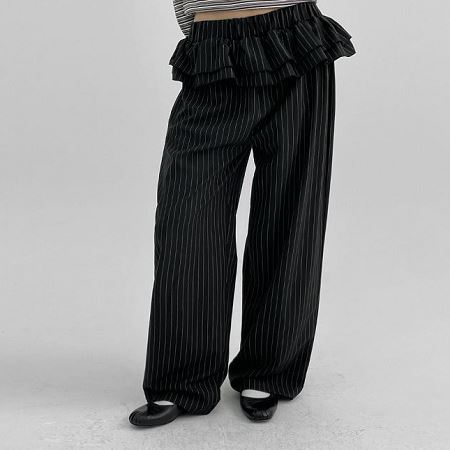 Dongdaemum Women’s Pants, a testament to the elegance and quality of wholesale Korean fashion.