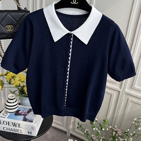 Dongdaemum Women’s Shirts, Tops & T-Shirts, a testament to the elegance and quality of wholesale Korean fashion.