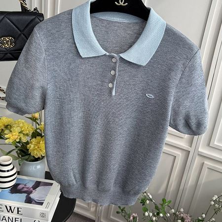 Dongdaemum Women’s Shirts, Tops & T-Shirts, a testament to the elegance and quality of wholesale Korean fashion.