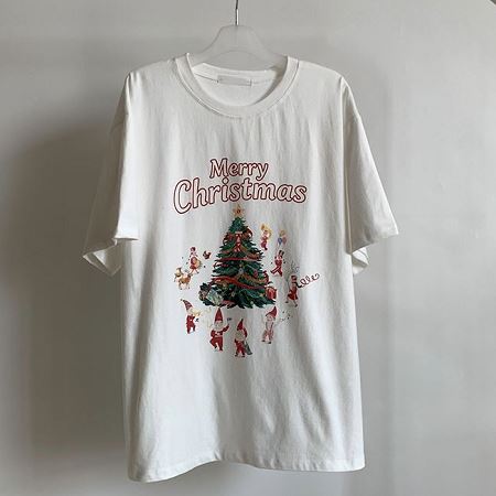 Dongdaemum Women’s Shirts, Tops & T-Shirts, a testament to the elegance and quality of wholesale Korean fashion.