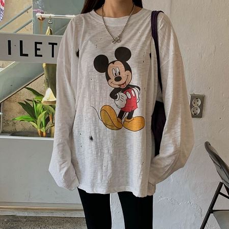 Dongdaemum Women’s Shirts, Tops & T-Shirts, a testament to the elegance and quality of wholesale Korean fashion.