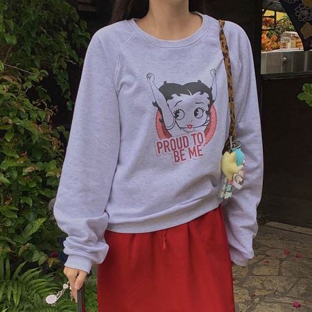 Dongdaemum Women’s Shirts, Tops & T-Shirts, a testament to the elegance and quality of wholesale Korean fashion.