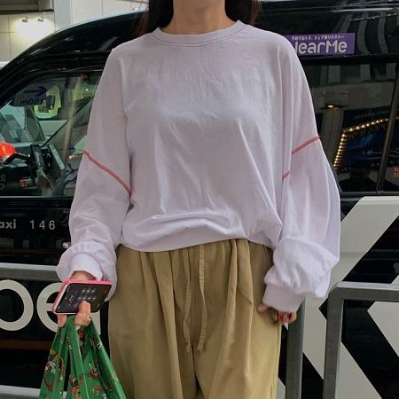 Dongdaemum Women’s Shirts, Tops & T-Shirts, a testament to the elegance and quality of wholesale Korean fashion.