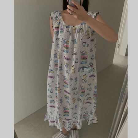 Dongdaemum Women’s Dresses, a testament to the elegance and quality of wholesale Korean fashion.