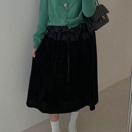 Dongdaemum Women’s Dresses, a testament to the elegance and quality of wholesale Korean fashion.