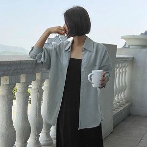 Dongdaemum Women’s Shirts, Tops & T-Shirts, a testament to the elegance and quality of wholesale Korean fashion.