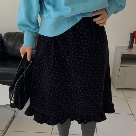 Dongdaemum Women’s Dresses, a testament to the elegance and quality of wholesale Korean fashion.