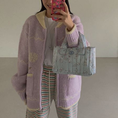 Dongdaemum Women’s Coats & Jackets, a testament to the elegance and quality of wholesale Korean fashion.