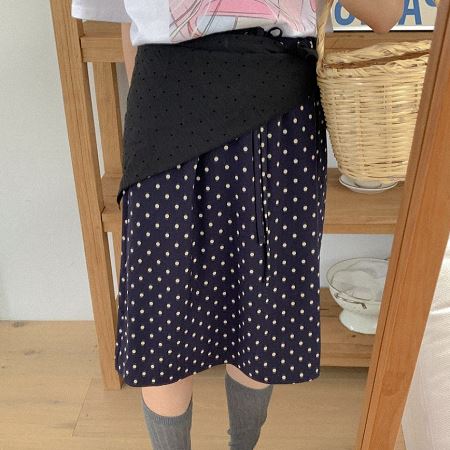 Dongdaemum Women’s Dresses, a testament to the elegance and quality of wholesale Korean fashion.