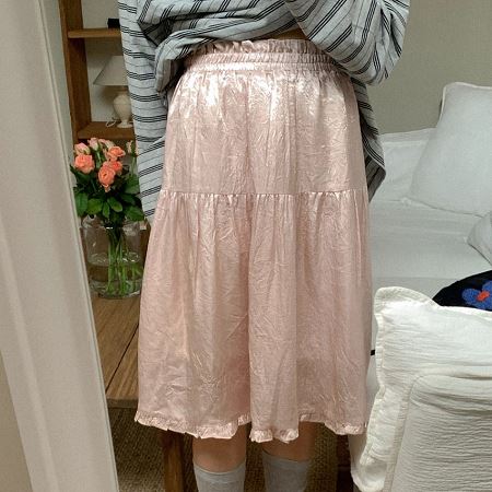 Dongdaemum Women’s Dresses, a testament to the elegance and quality of wholesale Korean fashion.