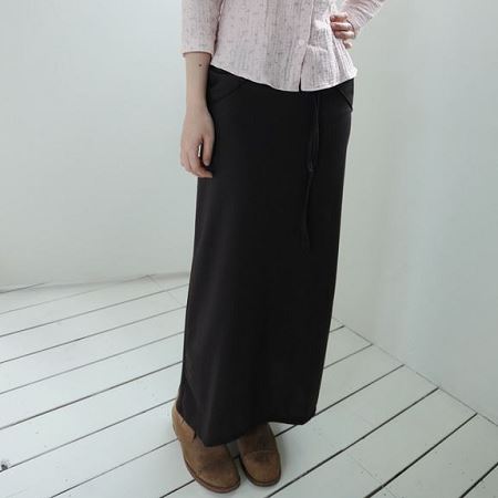 Dongdaemum Women’s Dresses, a testament to the elegance and quality of wholesale Korean fashion.