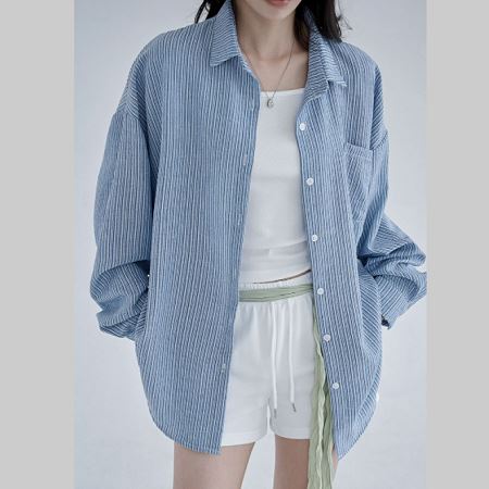Dongdaemum Women’s Shirts, Tops & T-Shirts, a testament to the elegance and quality of wholesale Korean fashion.