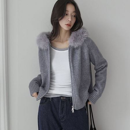 Dongdaemum Women’s Coats & Jackets, a testament to the elegance and quality of wholesale Korean fashion.
