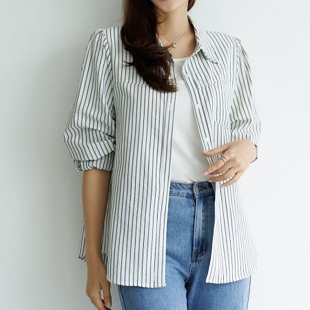 Dongdaemum Women’s Shirts, Tops & T-Shirts, a testament to the elegance and quality of wholesale Korean fashion.
