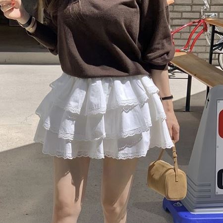 Dongdaemum Women’s Dresses, a testament to the elegance and quality of wholesale Korean fashion.