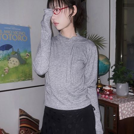 Dongdaemum Women’s Shirts, Tops & T-Shirts, a testament to the elegance and quality of wholesale Korean fashion.