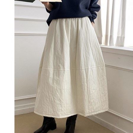 Dongdaemum Women’s Dresses, a testament to the elegance and quality of wholesale Korean fashion.