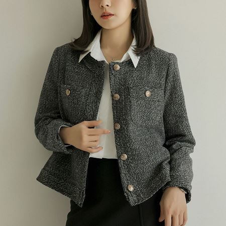 Dongdaemum Women’s Coats & Jackets, a testament to the elegance and quality of wholesale Korean fashion.