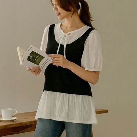 Dongdaemum Women’s Shirts, Tops & T-Shirts, a testament to the elegance and quality of wholesale Korean fashion.