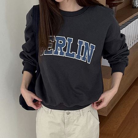 Dongdaemum Women’s Shirts, Tops & T-Shirts, a testament to the elegance and quality of wholesale Korean fashion.