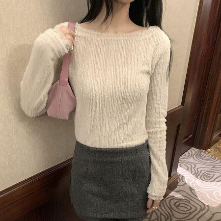 Dongdaemum Women’s Shirts, Tops & T-Shirts, a testament to the elegance and quality of wholesale Korean fashion.