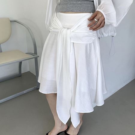 Dongdaemum Women’s Dresses, a testament to the elegance and quality of wholesale Korean fashion.