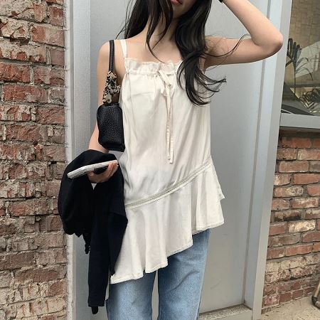 Dongdaemum Women’s Dresses, a testament to the elegance and quality of wholesale Korean fashion.