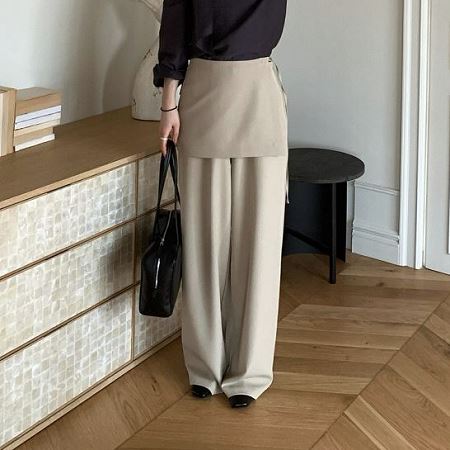 Dongdaemum Women’s Pants, a testament to the elegance and quality of wholesale Korean fashion.