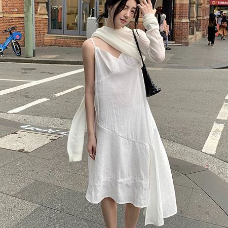 Dongdaemum Women’s Dresses, a testament to the elegance and quality of wholesale Korean fashion.