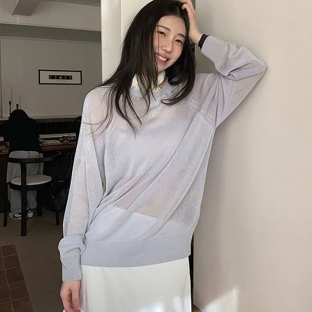 Dongdaemum Women’s Shirts, Tops & T-Shirts, a testament to the elegance and quality of wholesale Korean fashion.