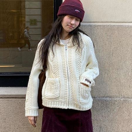 Dongdaemum Women’s Coats & Jackets, a testament to the elegance and quality of wholesale Korean fashion.